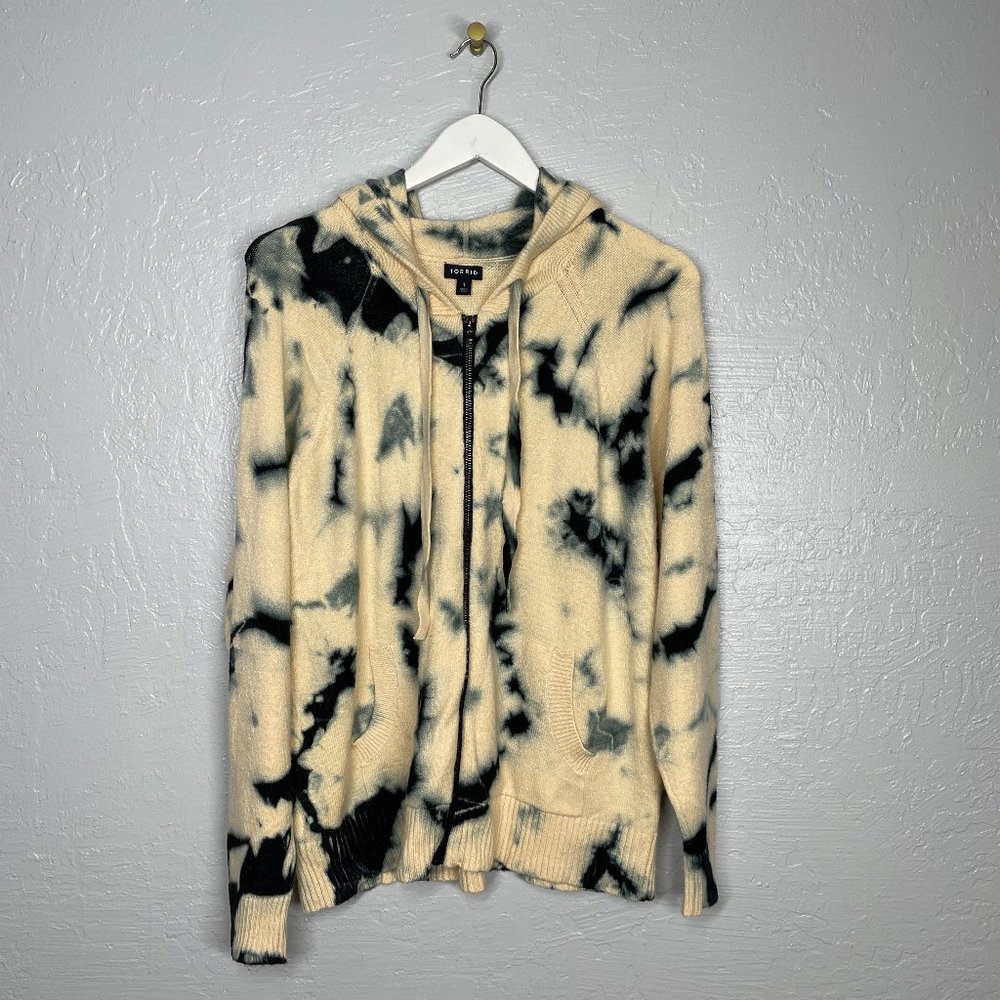 Torrid Plus Size 1 Cream Black Everyday Plush Cardigan Hoodie Raglan Sweater